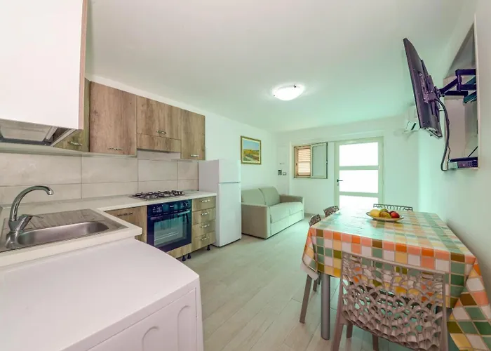 Apartment Via Cavour N 69